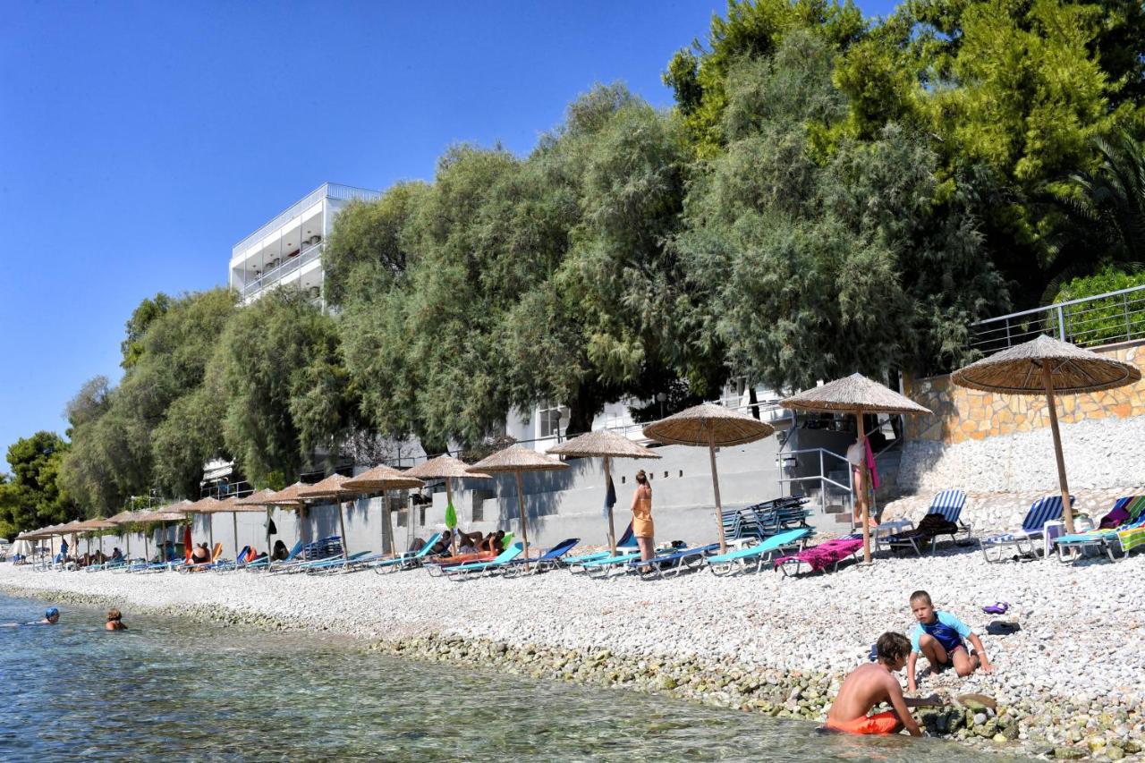 Siagas Beach Hotel Agioi Theodoroi Exterior foto