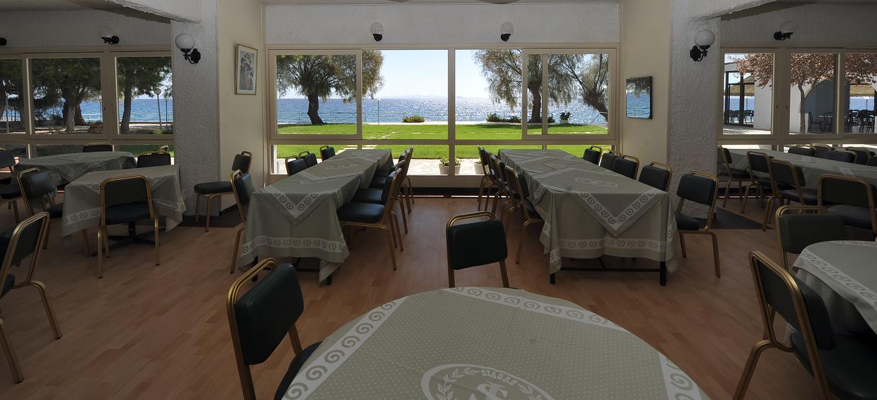 Siagas Beach Hotel Agioi Theodoroi Exterior foto
